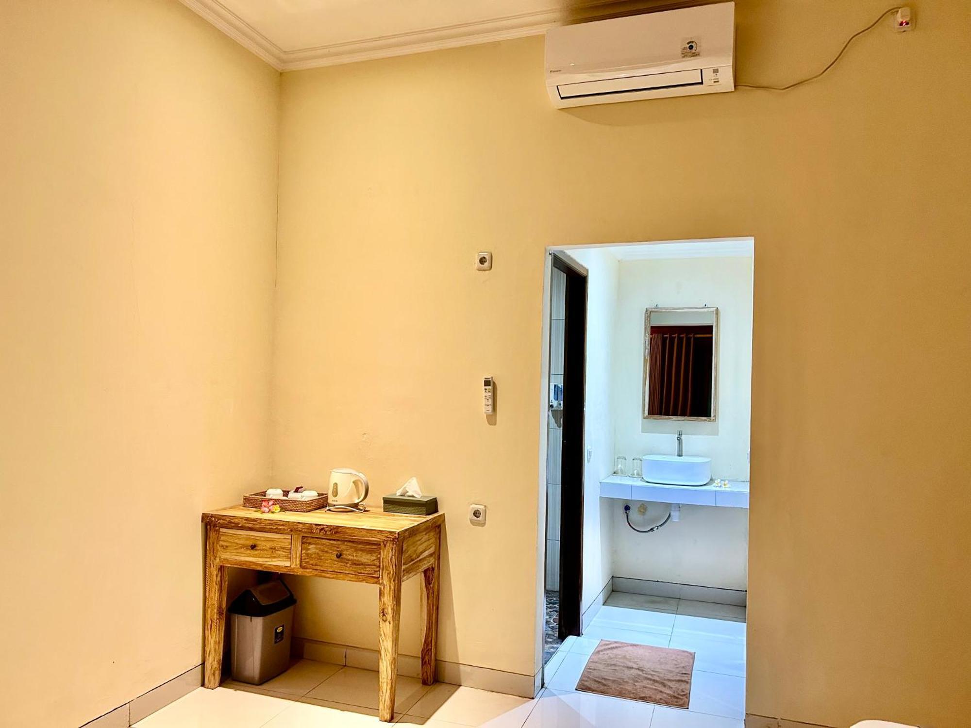 Nusa Garden Homestay Нуса-Лембонган Экстерьер фото